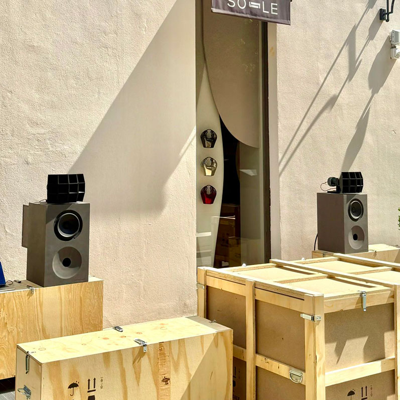 System 002